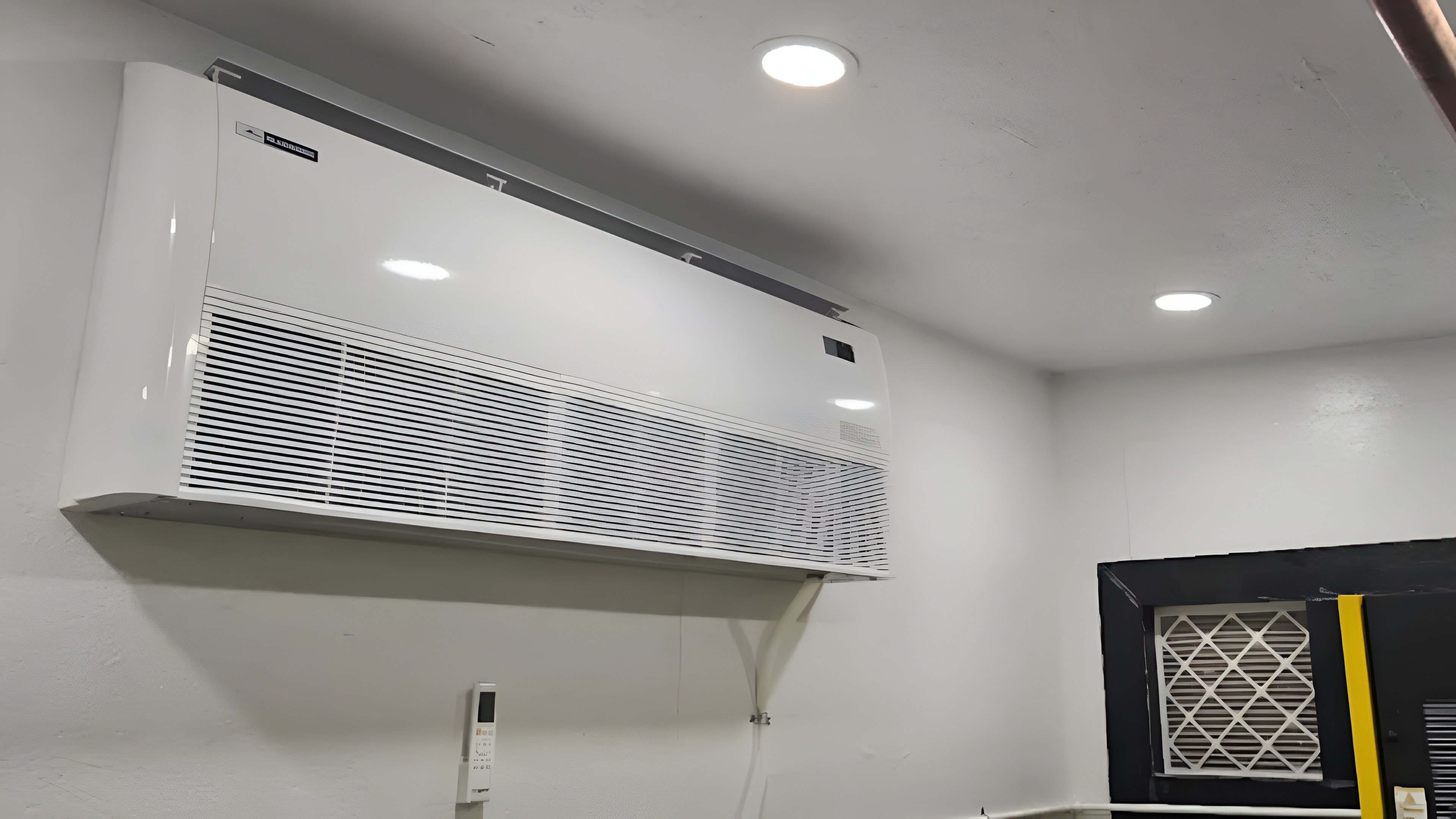 Mitsubishi-style ceiling cassette install